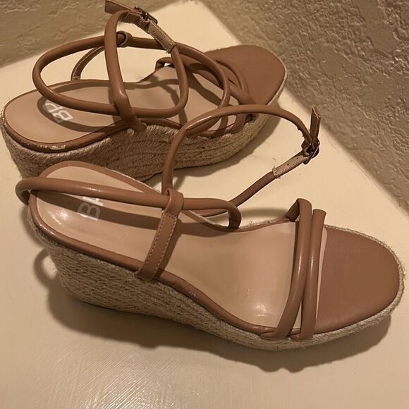 BP Women's 9 Platform Espadrille Strappy Sandals Tan Brown Faux Leather New - Picture 9 of 10